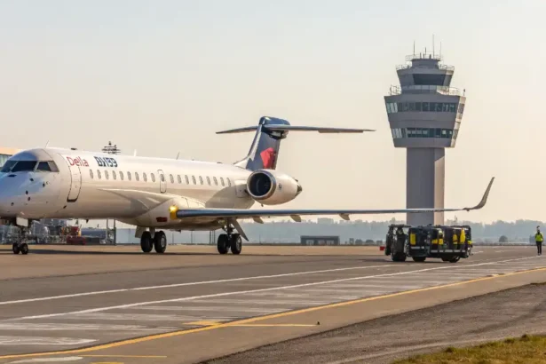 Delta DL139 Venice Atlanta