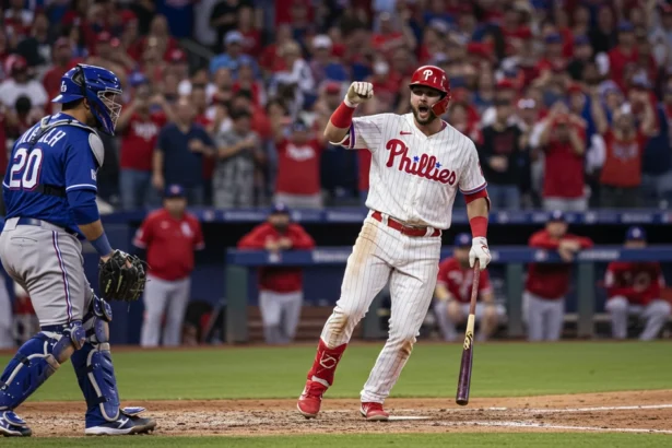 phillies vs texas rangers match player stats