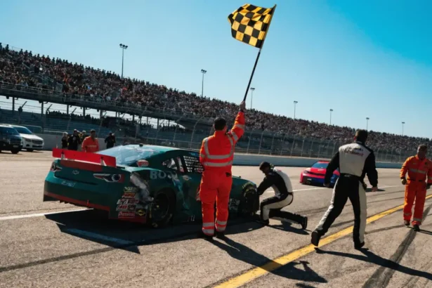 Bubba Wallace Penalty Nascar Derails Coronado Lead