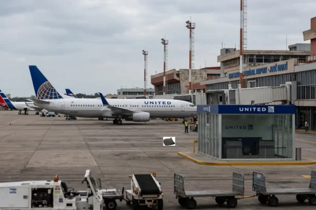 United Airlines Cuba Flights Suspension Hits Havana