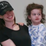 anne hathaway kids