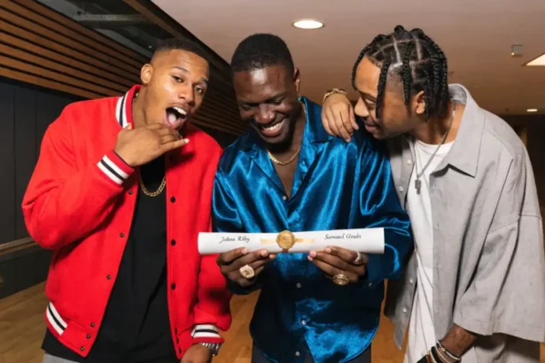 Johan Riley Fyodor Taiwo Samuel Grabs Diploma