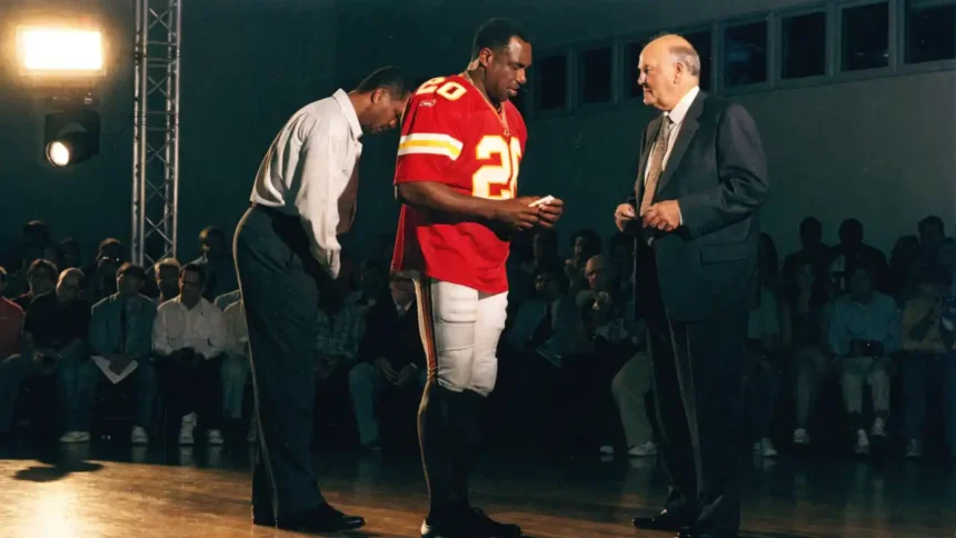 Kansas City Chiefs Dale Carter Retirement