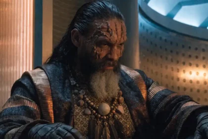 Nakoa-Wolf Manakauapo Namakaeha Momoa Lands Leto II in Dune 3